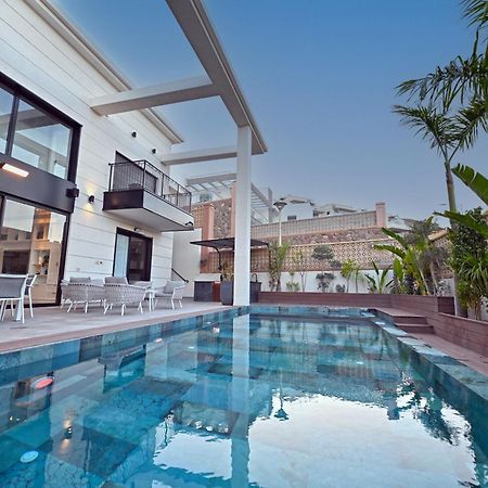 Villa Six Eilat Bagian luar foto